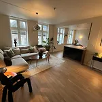 דירה Centrally In A Charming And Peaceful Neighborhood ברגן