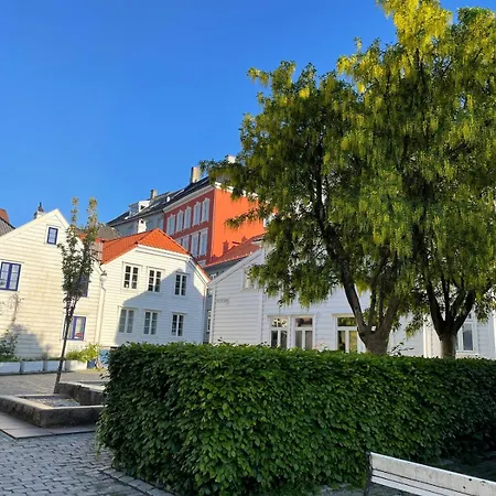 Centrally In A Charming And Peaceful Neighborhood Apartamento *