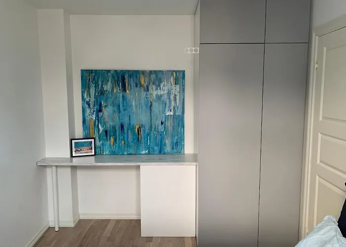 Centrally In A Charming And Peaceful Neighborhood Apartamento